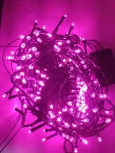 300 Luces lineal 21m musical fucsia